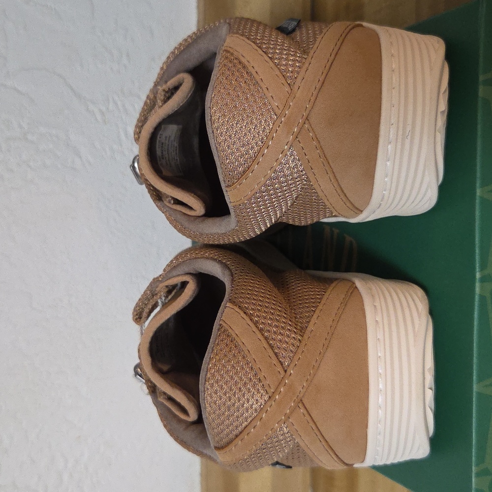 NWT "Eastland" Beacon Sporty Men's Sneaker Sizes 9M or 10.5M - Picture 4 of 6